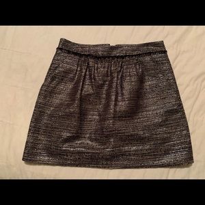 Super cute fitting taffeta skirt